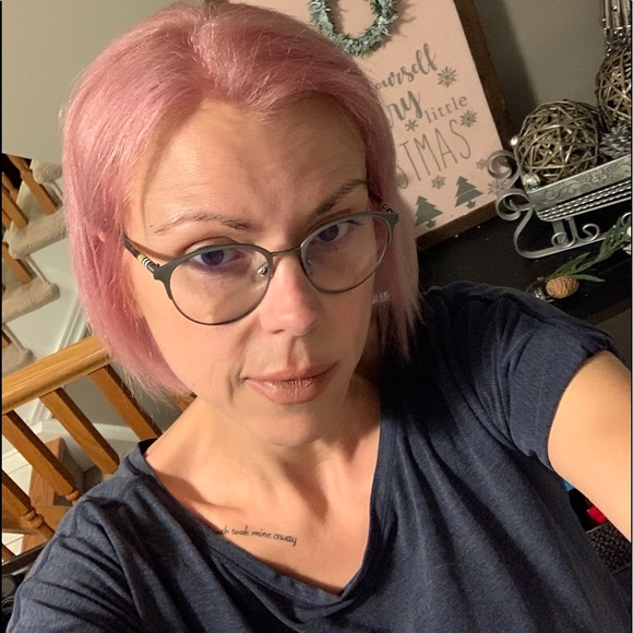 Meet your Posher, Tanya - Picture 1 of 1